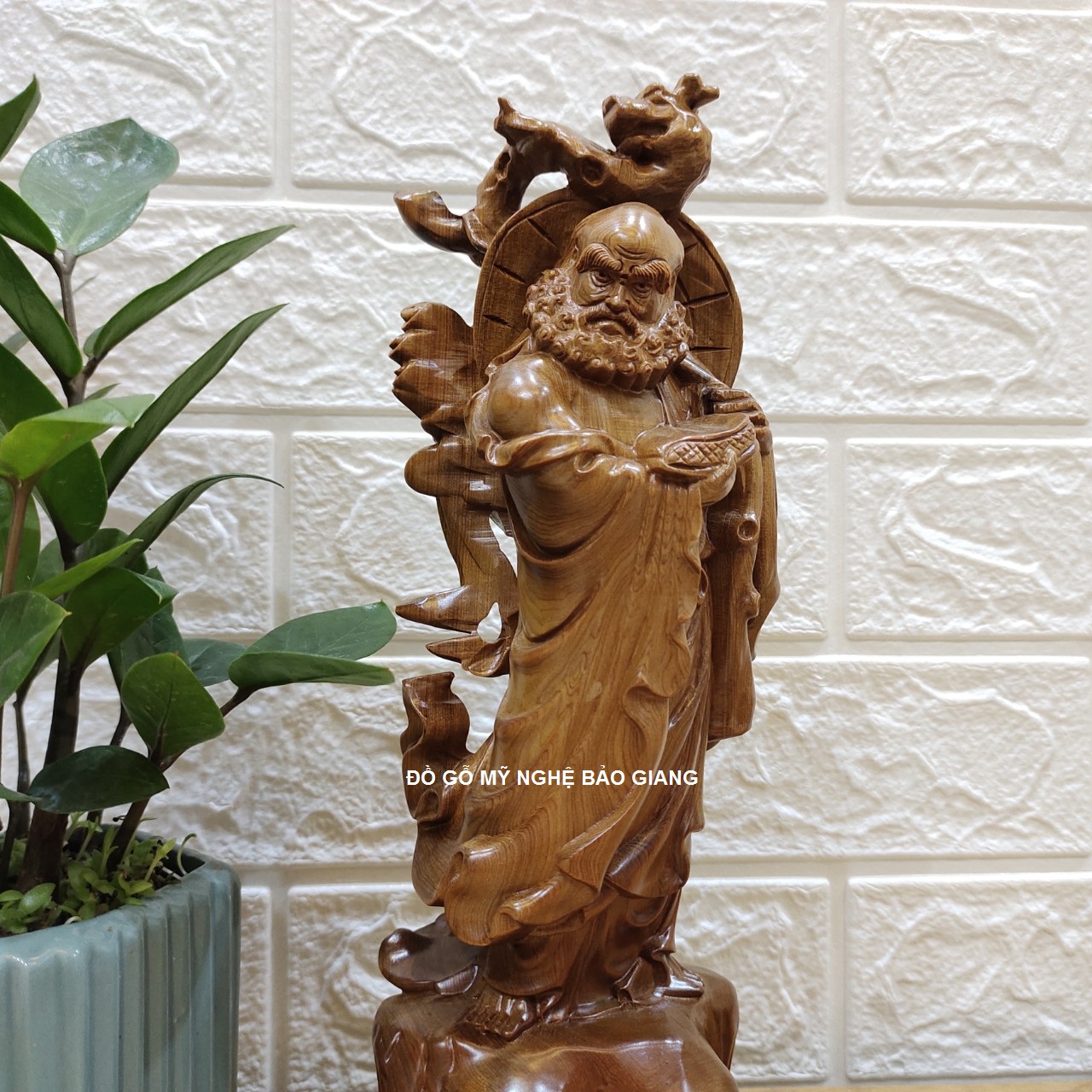Tượng đạt ma sư tổ gỗ bách xanh