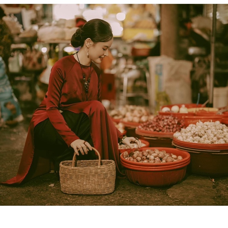 Áo Dài Cách Tân  dáng Xuông 2 Tà Lụa Tây Thi Cao Cấp ( Xuông cổ tròn )