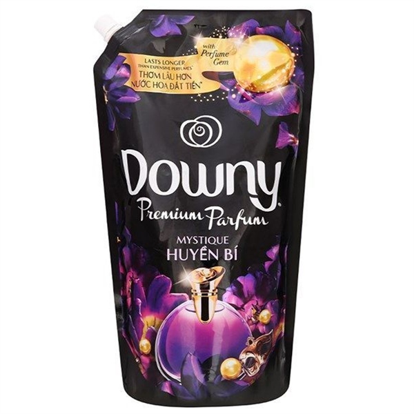 Nước xả vải downy dạng túi hương nước hoa 1.35 l