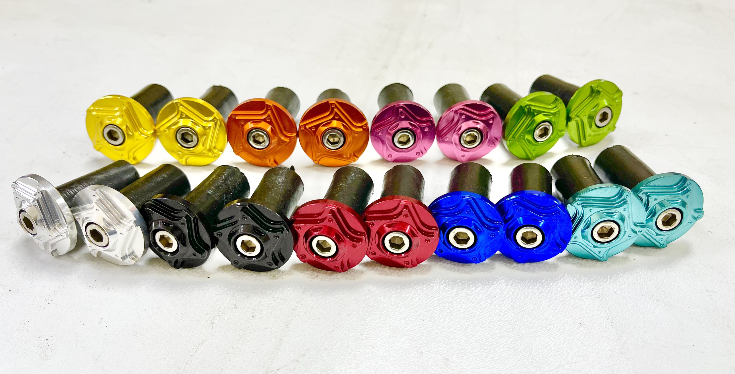Gù Salaya dẹp CNC đủ màu
