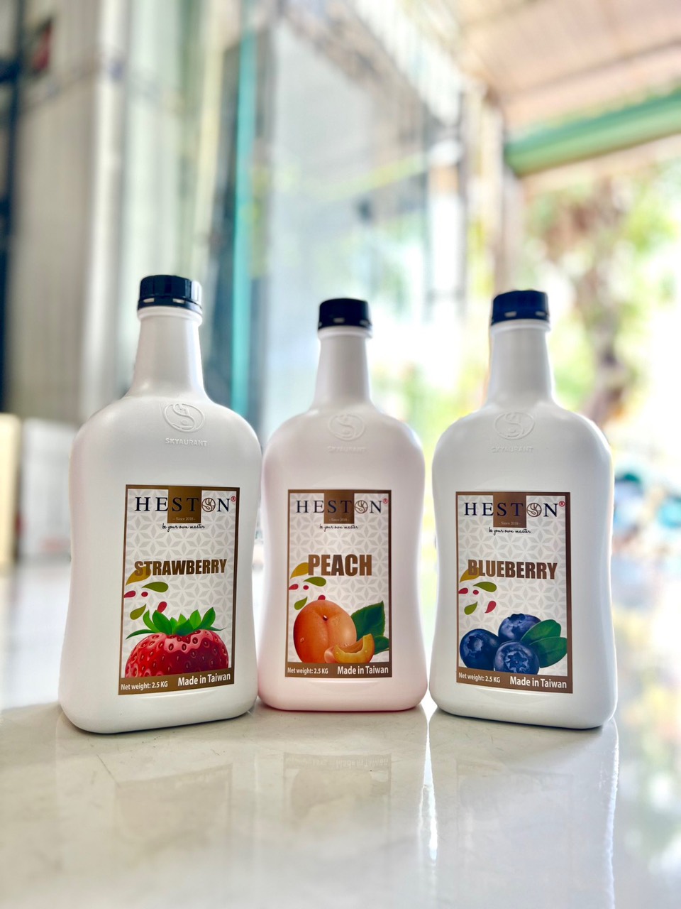 Syrup dâu hiệu Heston chai 1.2kg