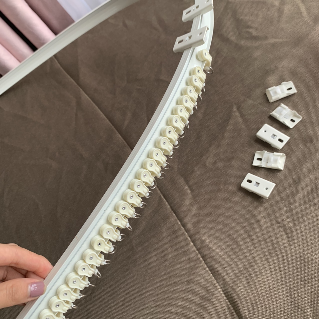 Bi trượt thanh ray treo rèm