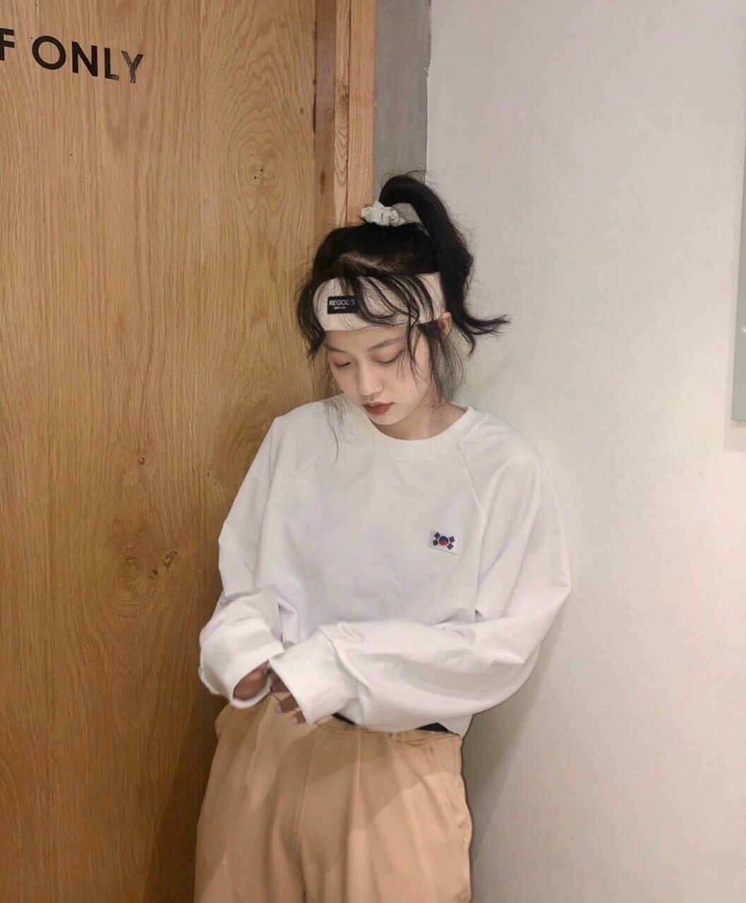 Áo croptop tay dài fomr rộng in cờ Hàn cực chất TTSLA0389