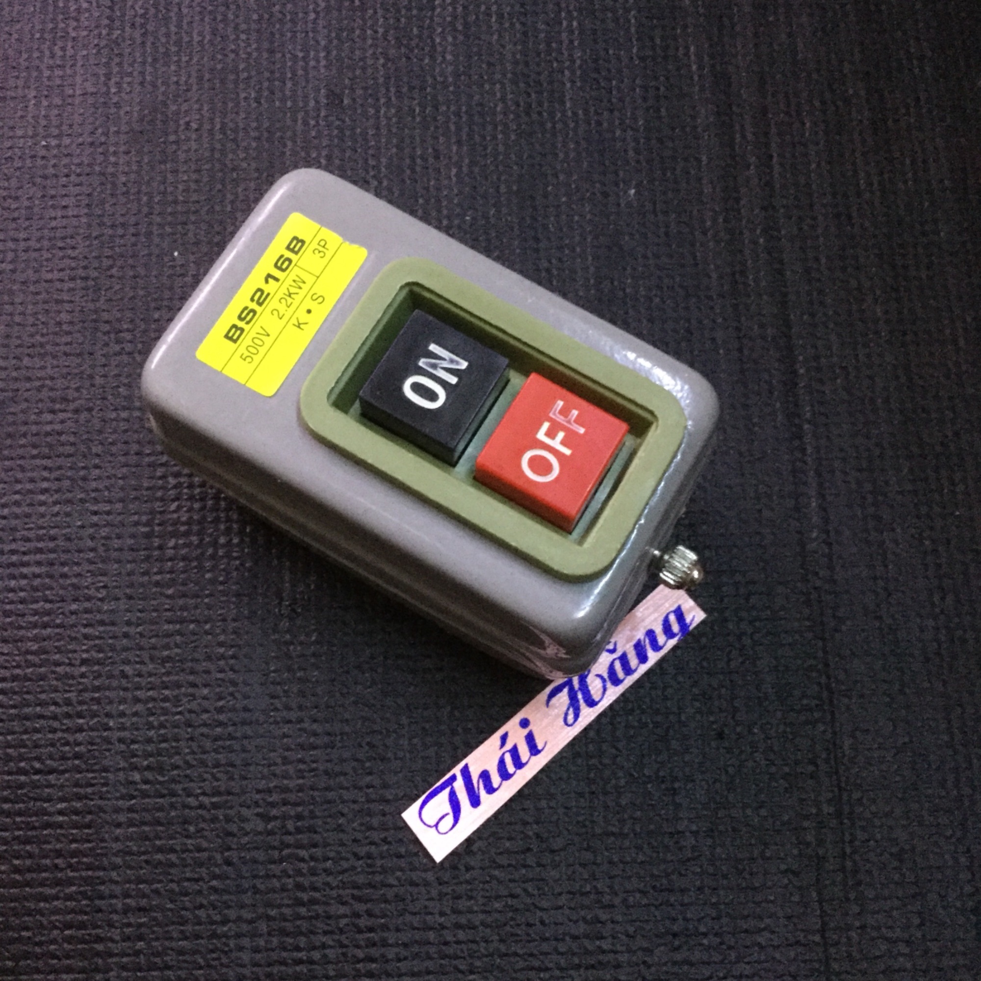 Hộp công tắc điều khiển 2 nút BS216 B -3 pha -500 v-2.2 kW (giá cho 1chiếc)
