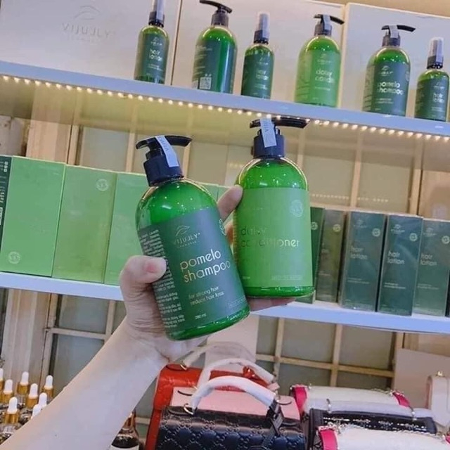 Combo dâu gội và xịt tinh dầu bưởi