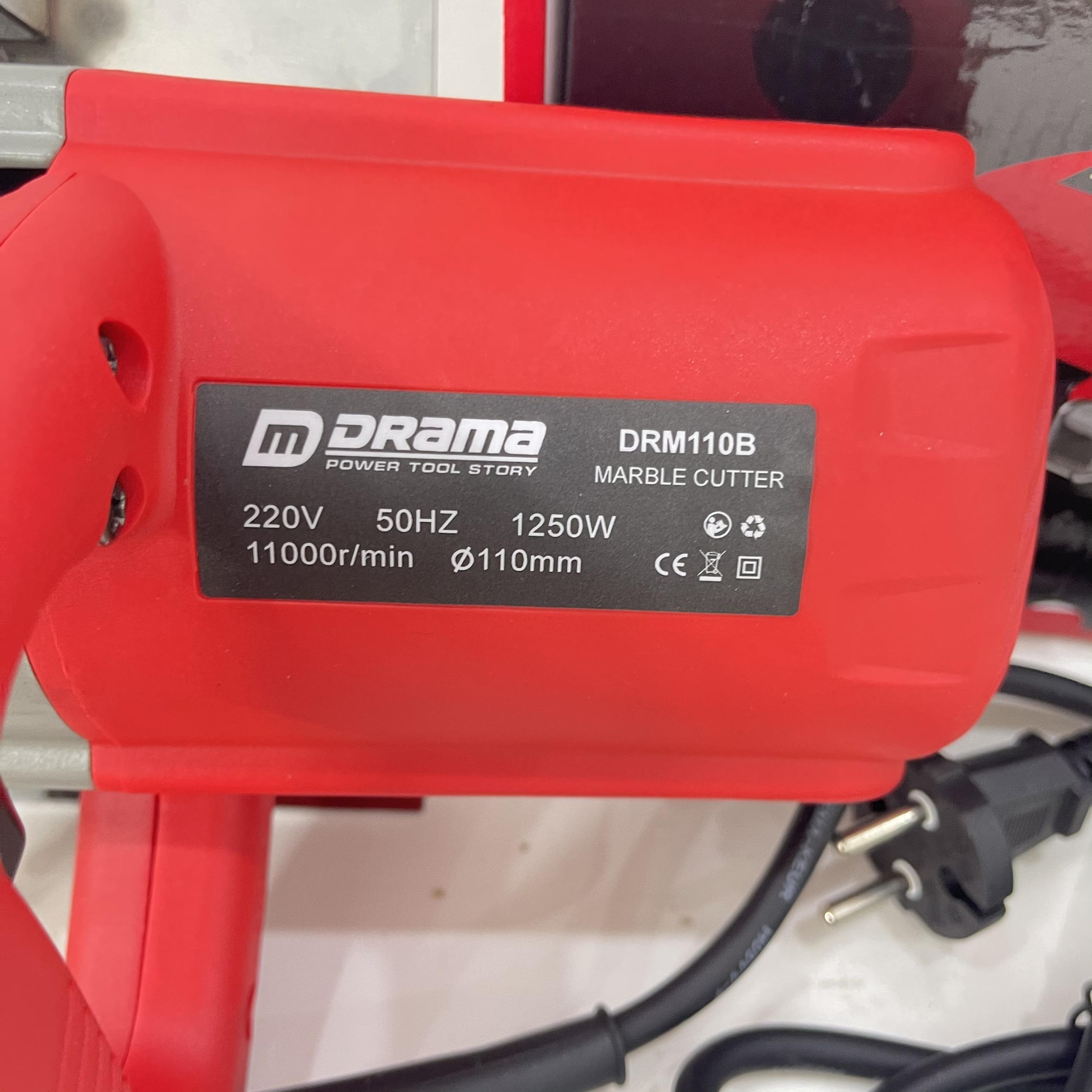 Máy cắt gạch, đá đa năng Drama 110mm