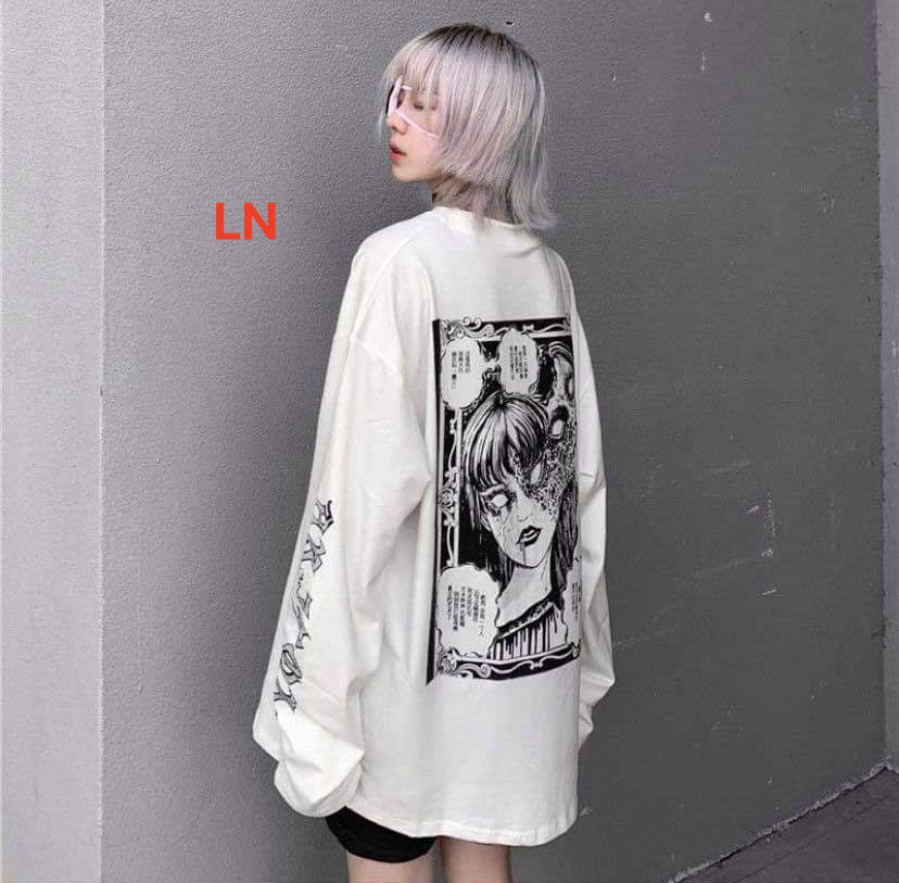 Áo thun form rộng dài tay cô gái