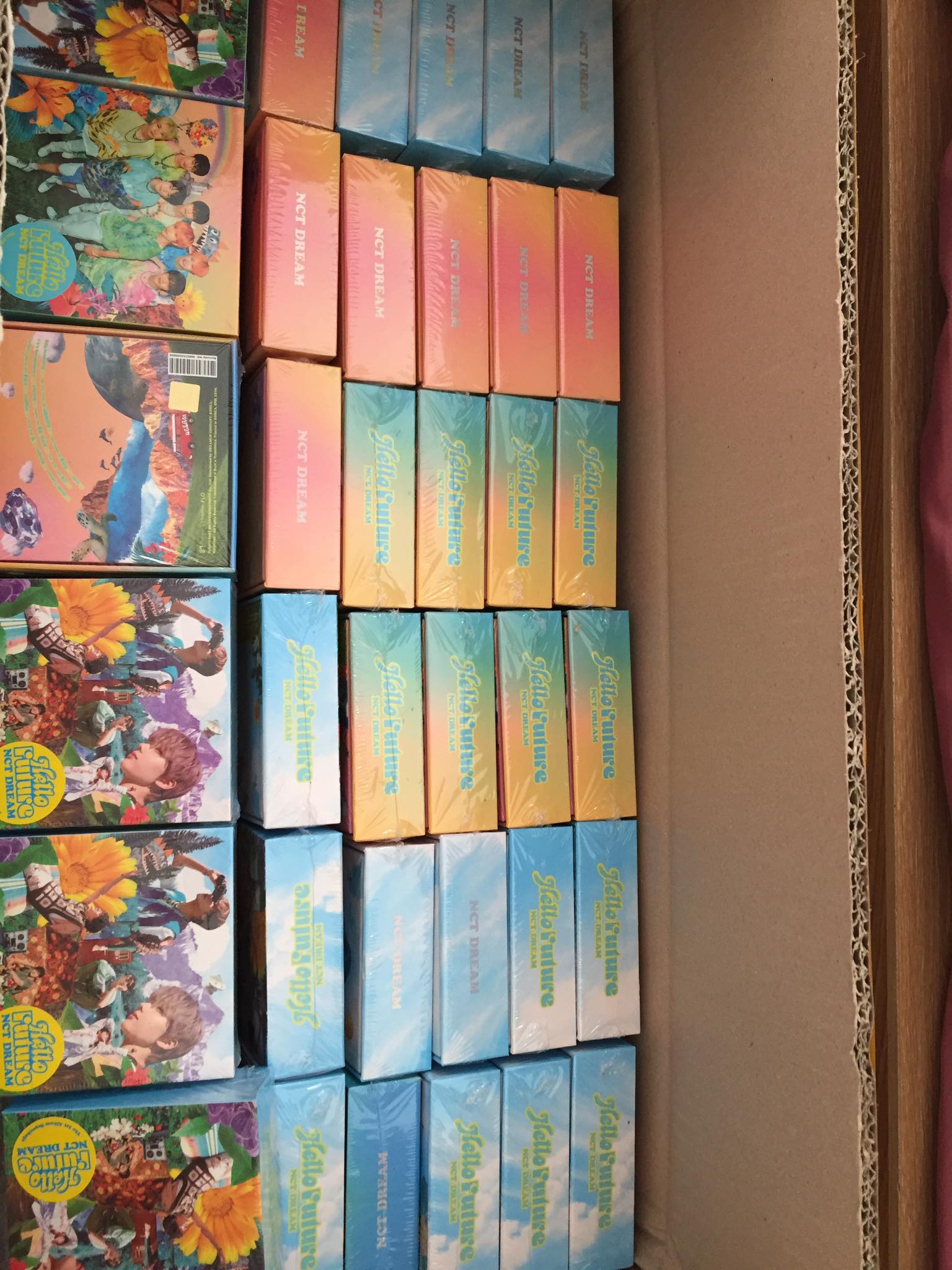 NCT DREAM Album Repackage [HELLO FUTURE] (KIHNO KIT VER.)