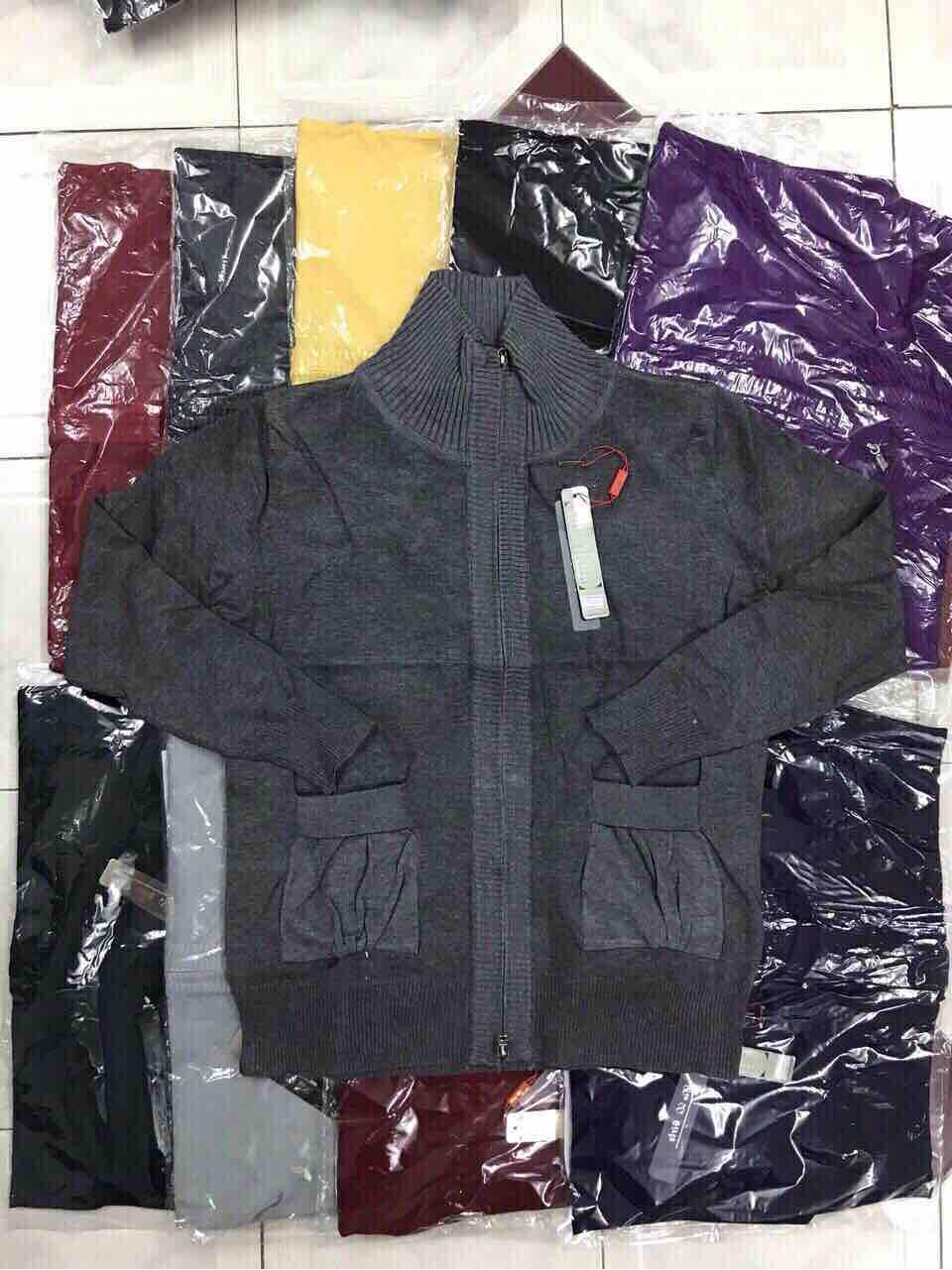 Áo khoác len bà già phom to