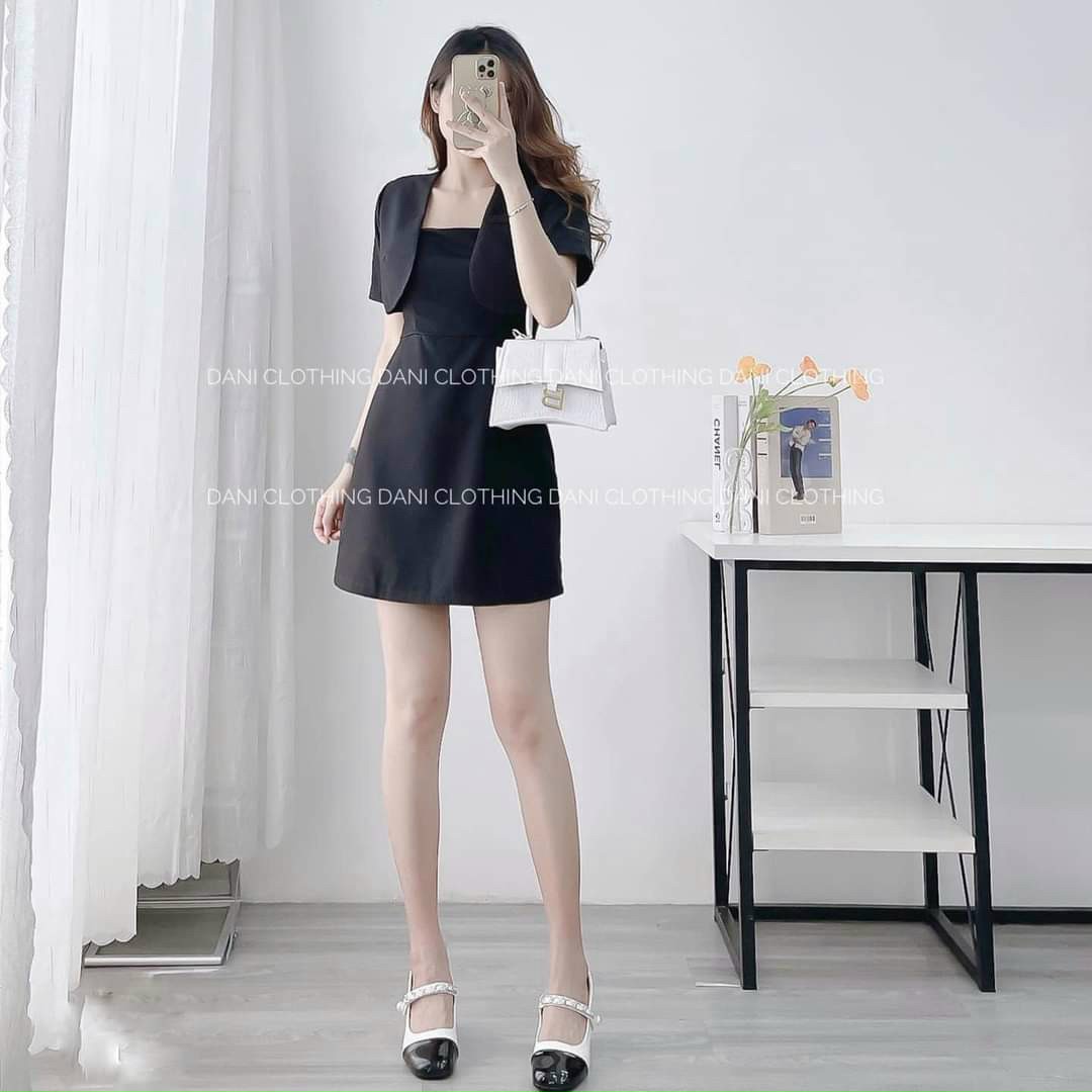 Sét đầm hai dây dáng ngắn kiếu váy ôm kèm áo khoác ngắn siêu xinh