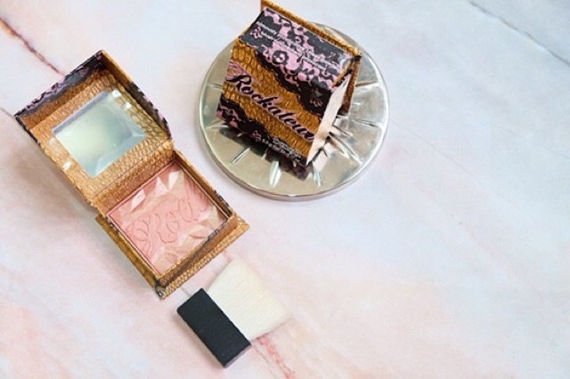 Phấn Benefit Fullsize
