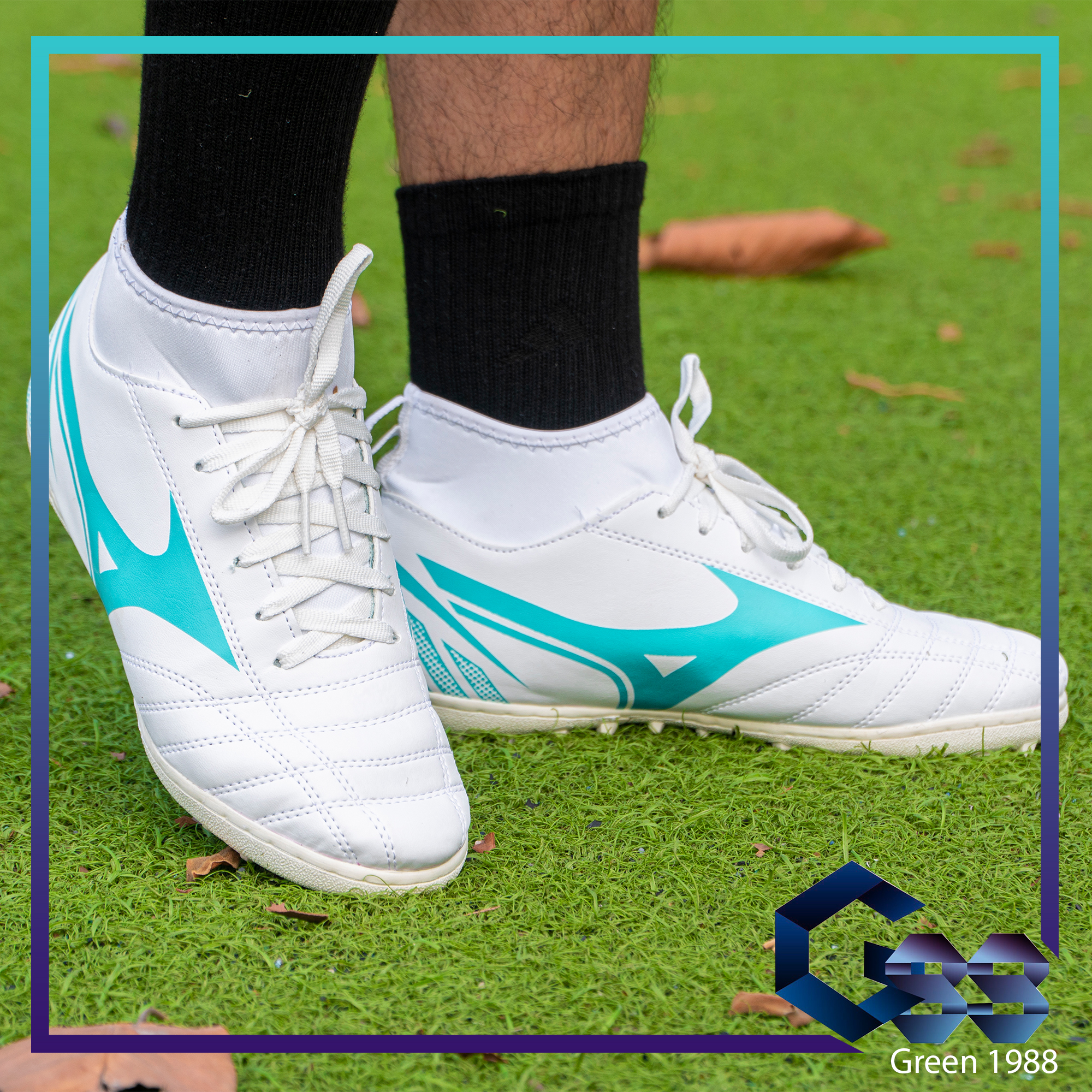 giày đá bóng mizuno cổ cao đế cao su khâu full đế