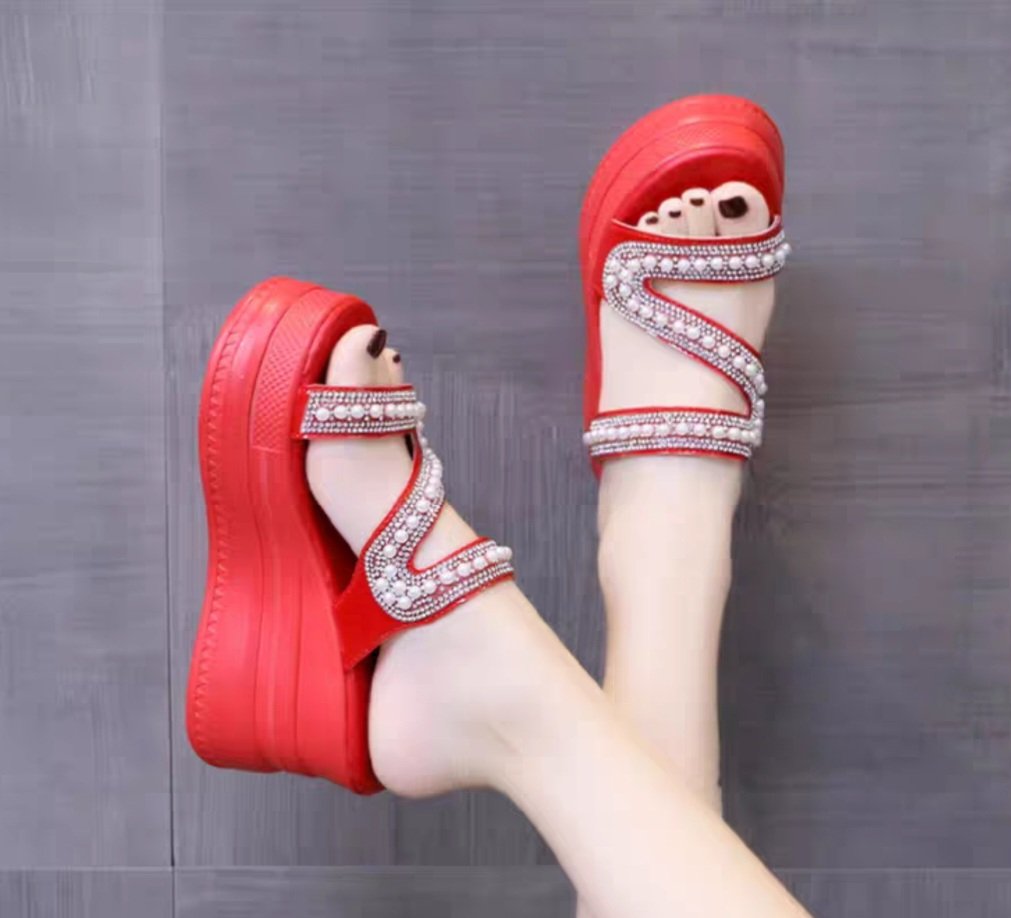 DÉP XUỒNG QUAI CHÉO NGỌC