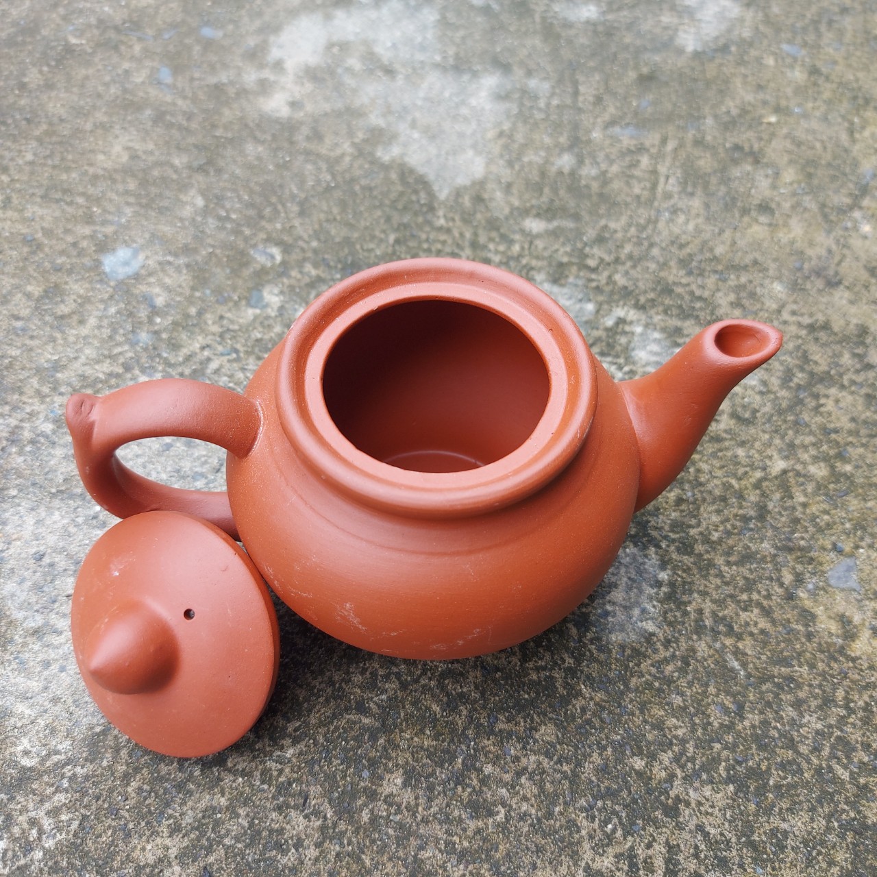 Bat Trang Terracotta Teapot in Reddish Brown Color (Single Pot)