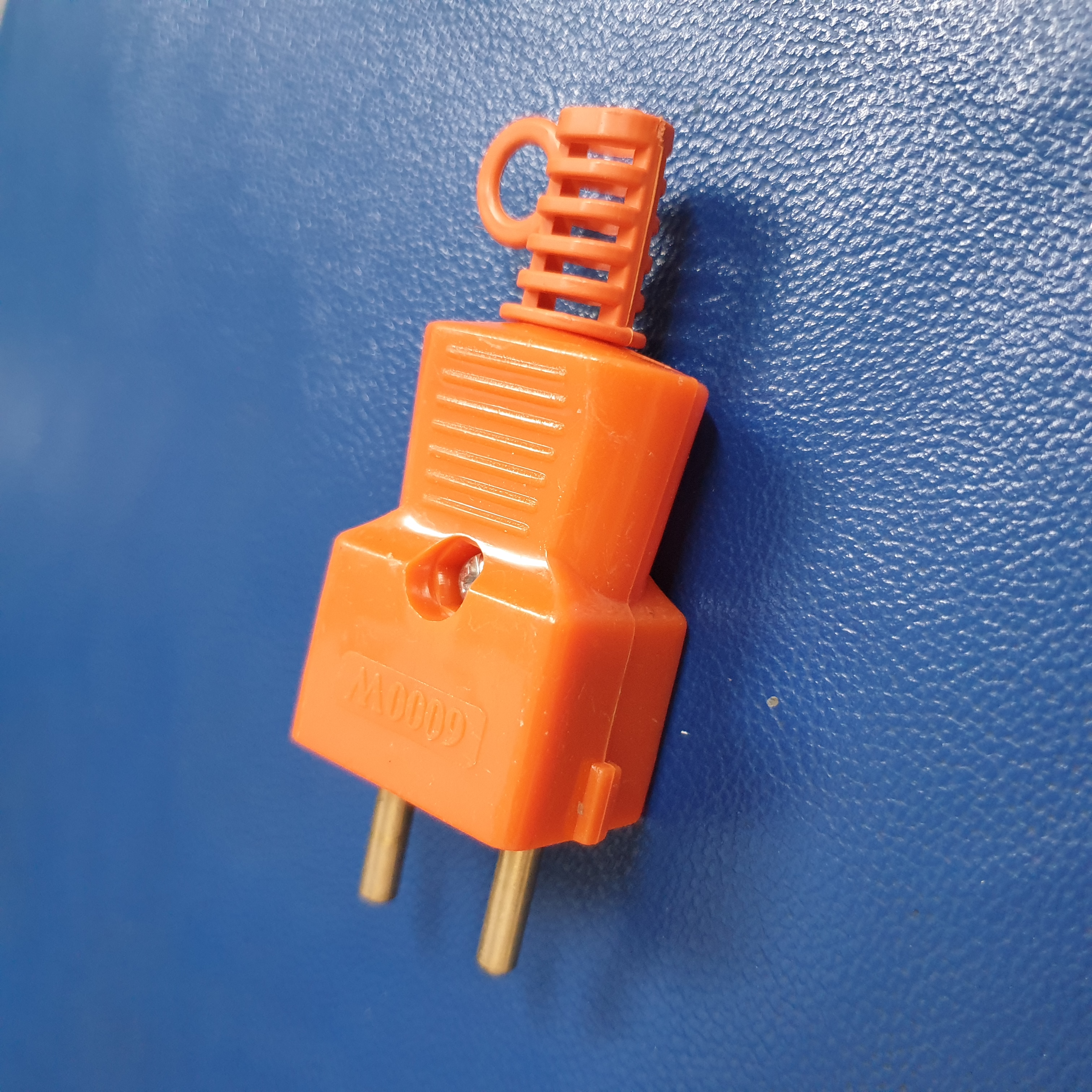Phích cắm chịu tải 6000w