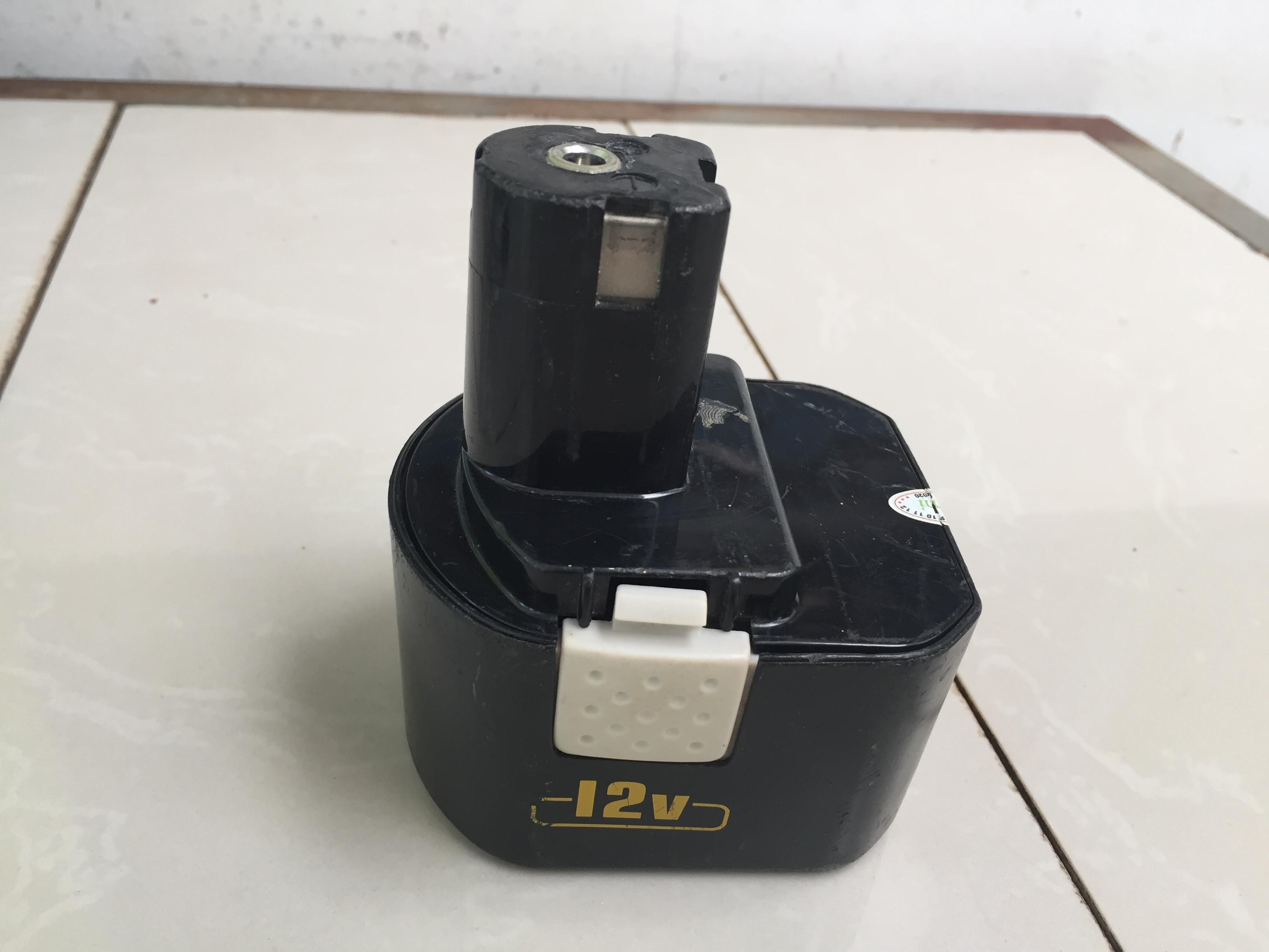 Pin Ryobi 12V 5A Được Làm Từ Pin Lishen Mới