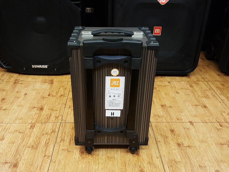 Loa Kéo Di Động JBZ 108