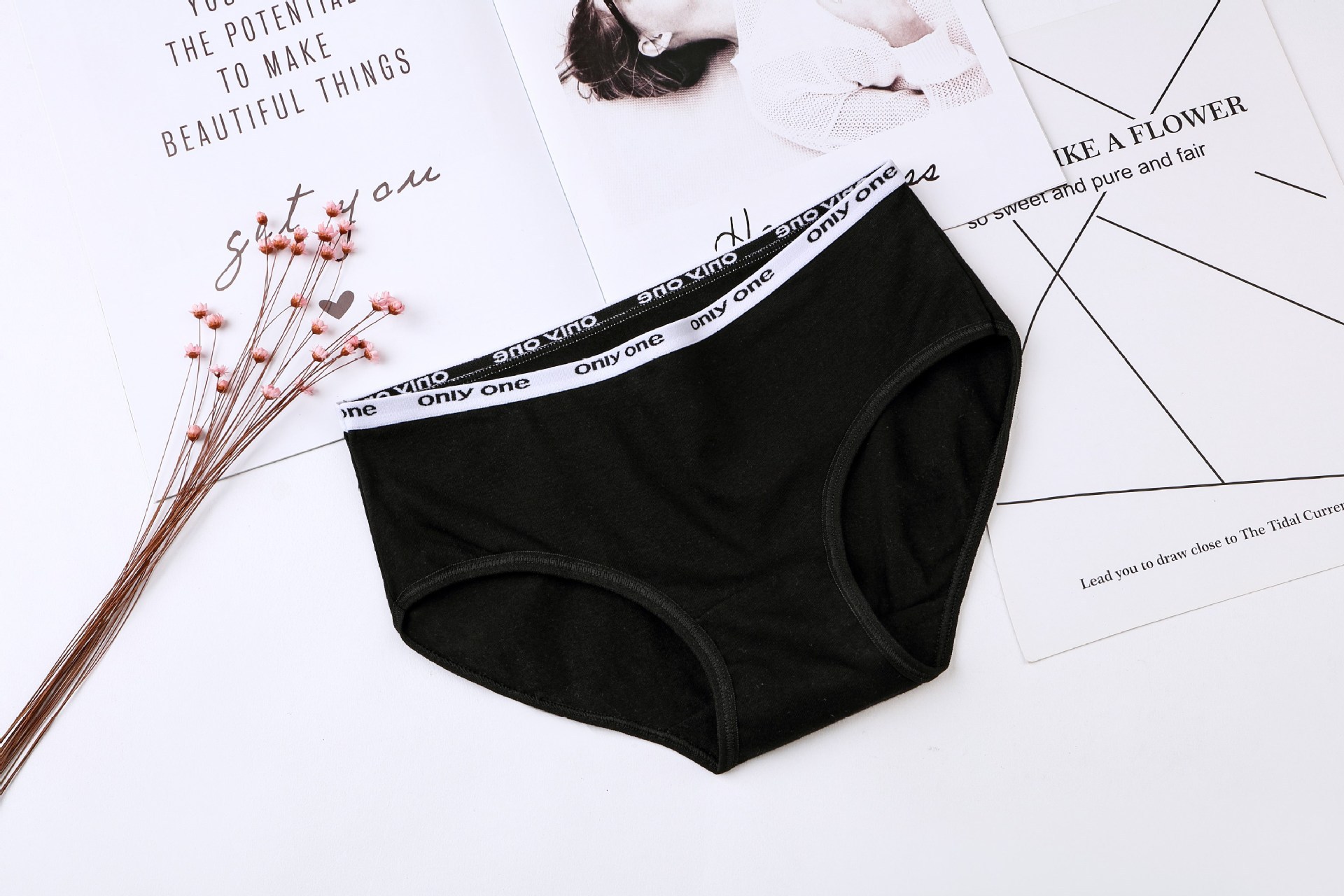 Quần Lót Cotton Nữ ONIY ONE đơn giản mà cá tính