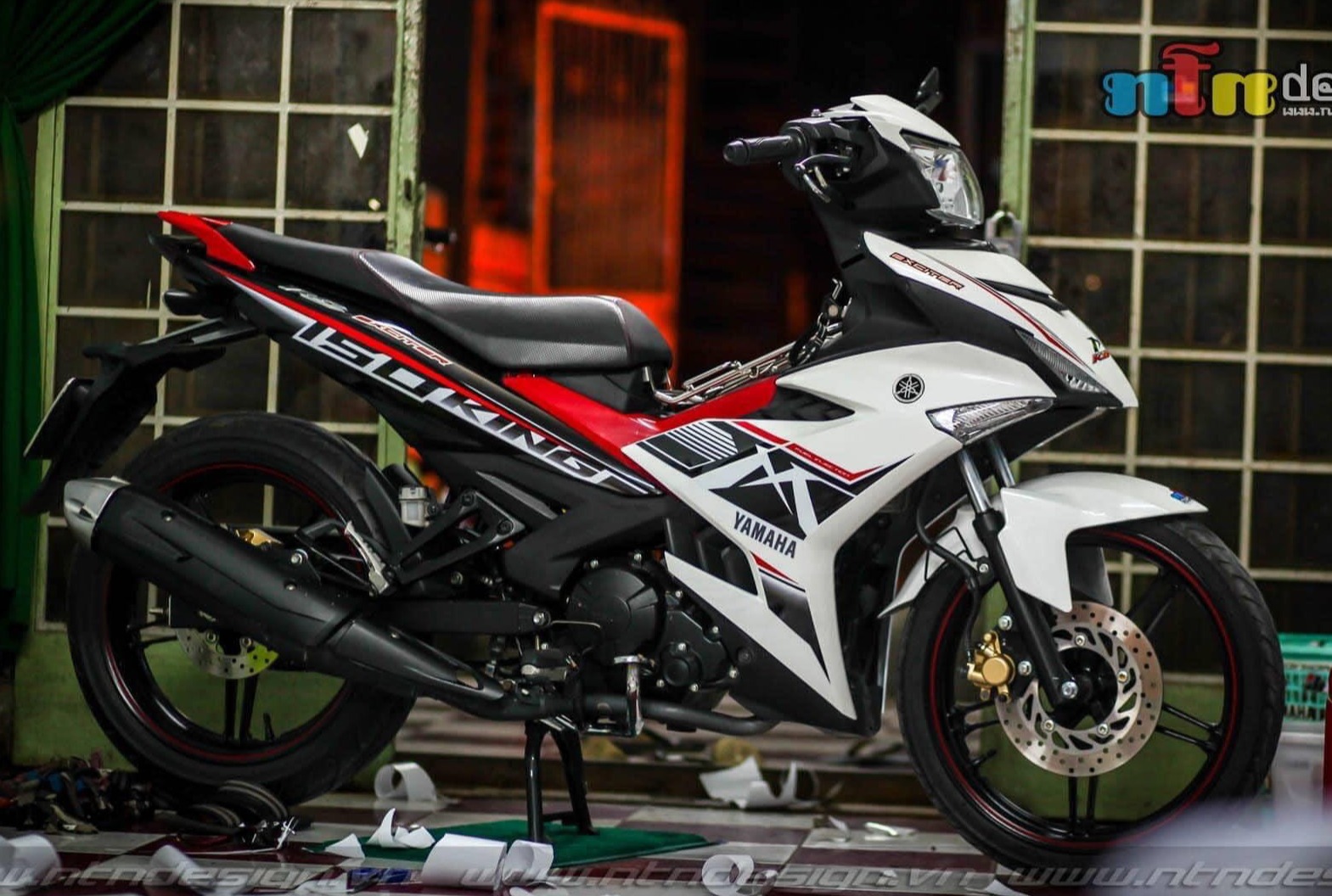 Tem Rời  Ex 150 Đỏ Đen Dán Xe Trắng - Mẫu Mới Tặng Logo