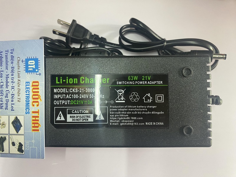 ADAPTER 21V 3A CÓ QUẠT(SẠC PIN 5S)
