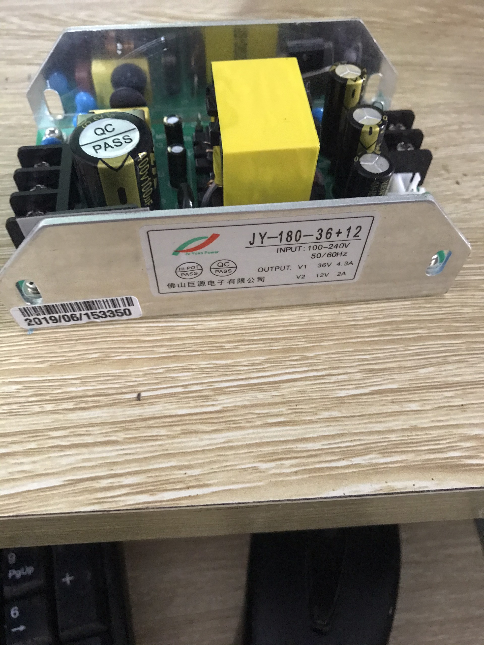 Nguồn Par Led 12 - 36 vol, 12-24v