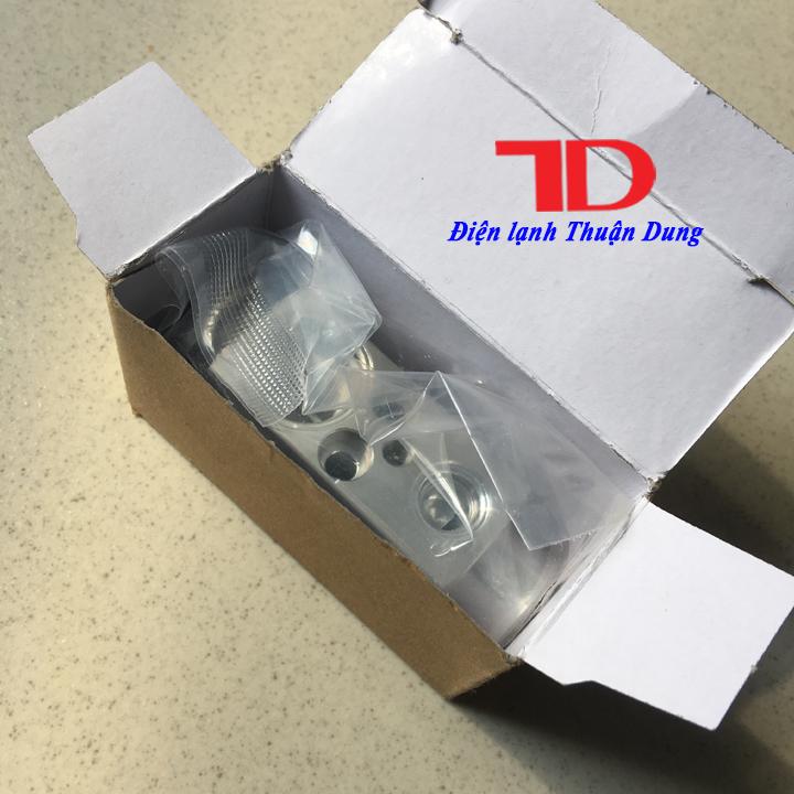Van Tiết Lưu Ô Tô DONGFENG