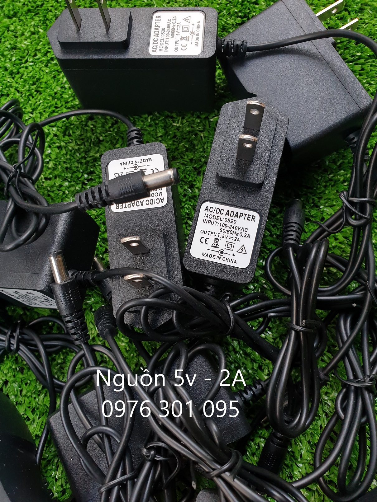 NGUỒN adapter 5V - 1A(nhựa) Jack 5.5*2.1mm (chân to)