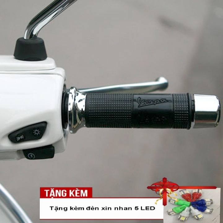 Tặng kèm đèn xi nhan 5 Led - [MUA NHANH TAY NHẬN QUÀ LIỀN]Bộ 2 tay nắm xe máy Vespa với chất liệu hợp kim và cao su cao cấp A311