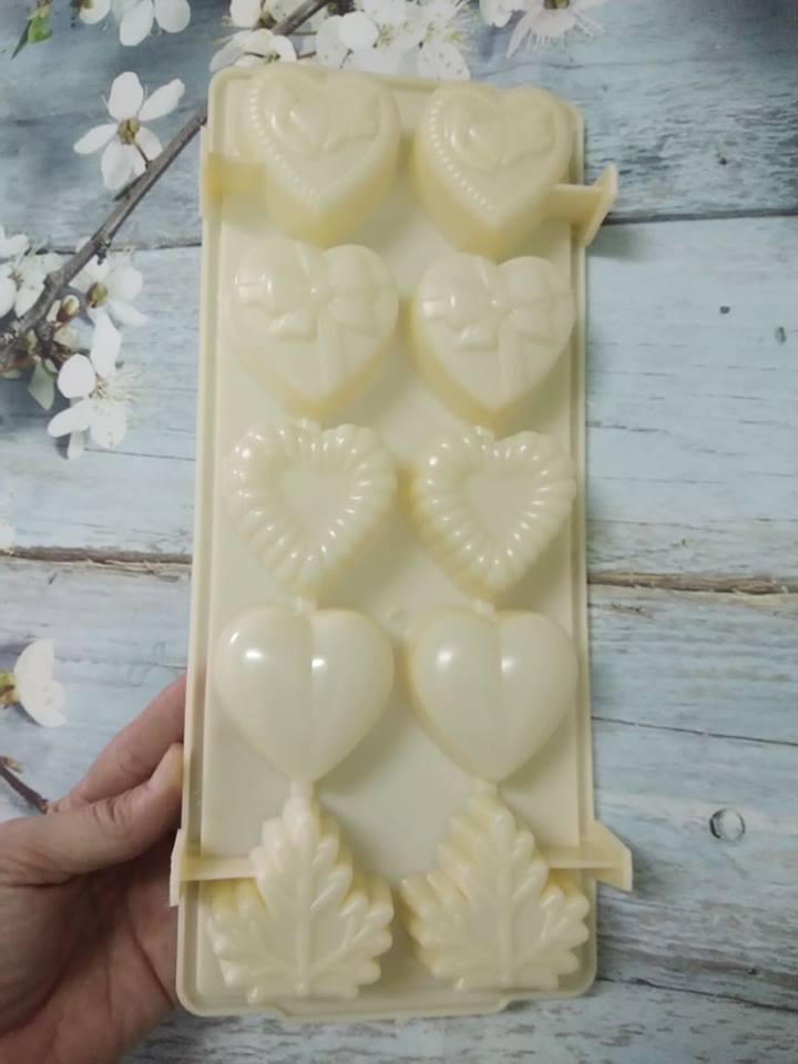KHUÔN LÀM ĐÁ THẠCH RAU CÂU TIM LÁ 10 Ô