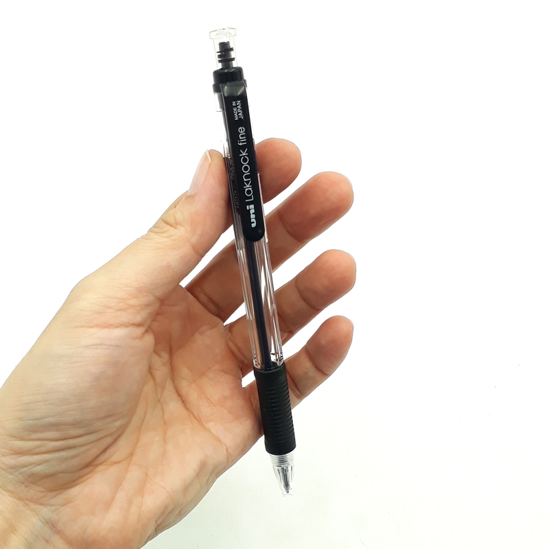 Bút Bi Bấm Uni Laknock Grip SN-101 - Mực Đen