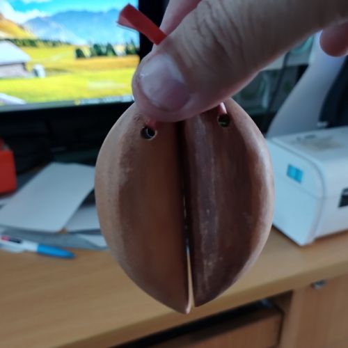 quẻ gỗ xin keo