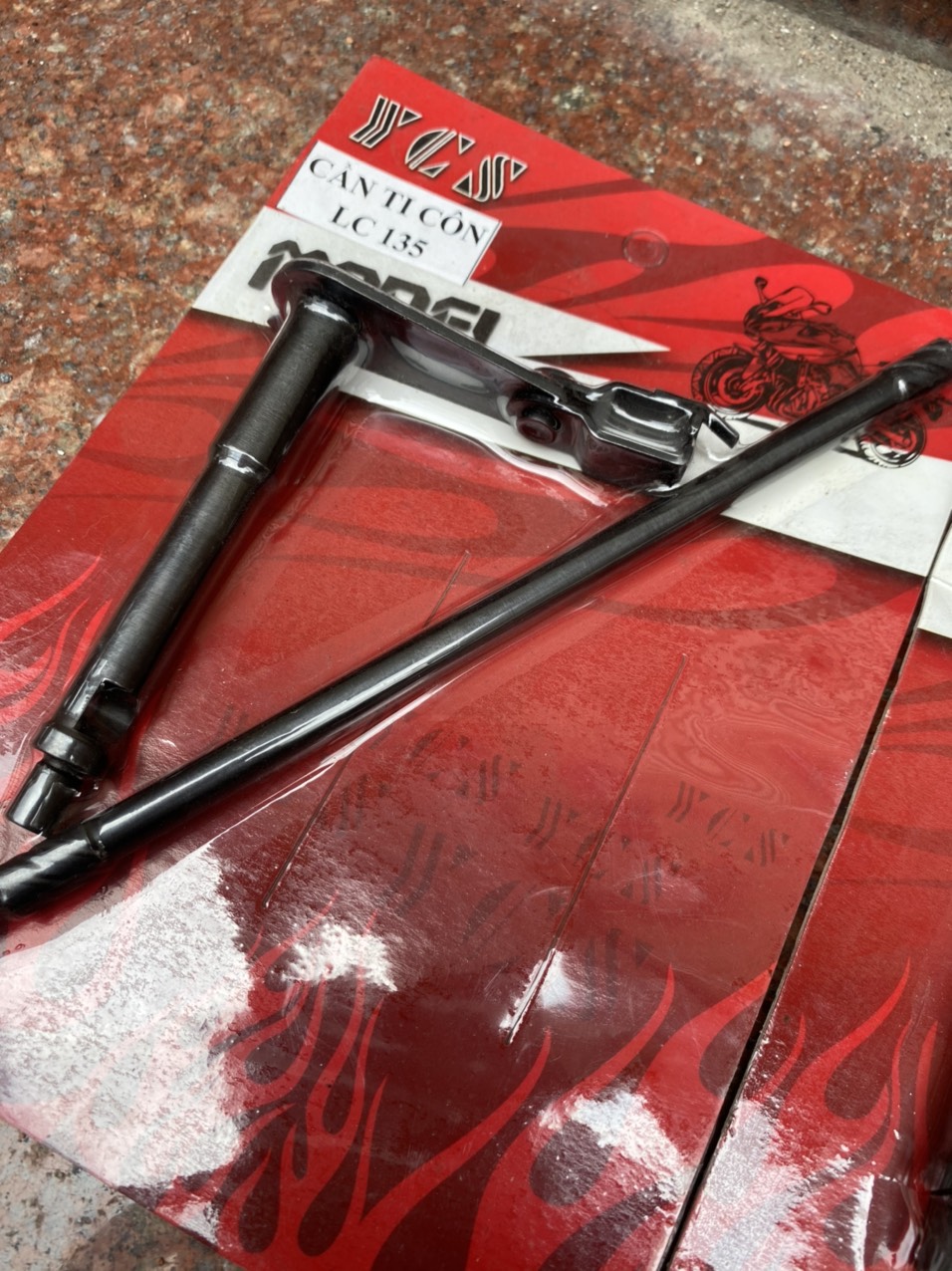 cần ti côn ex 135