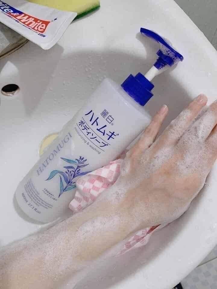 SỮA TẮM GẠO Ý DĨ HATOMUGI NHẬT 800ml