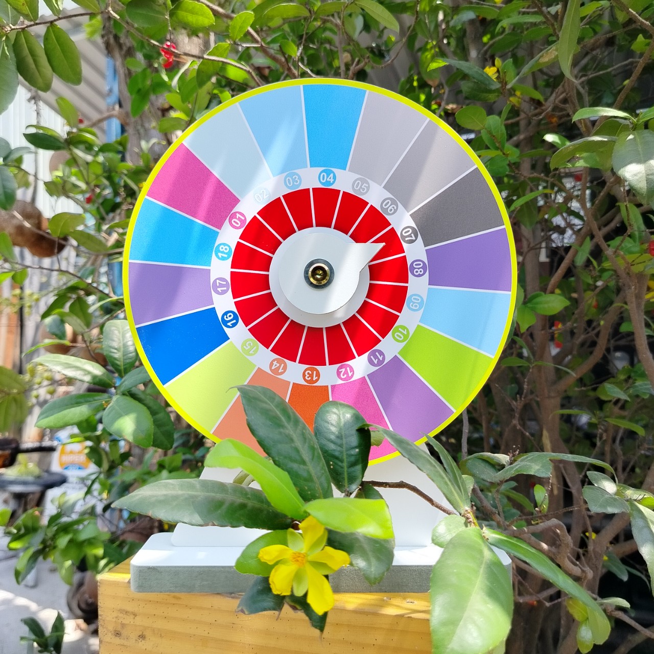 Vòng Quay May Mắn ( Vòng trong số 18 ô - Kt: 25cm  x 35cm)
