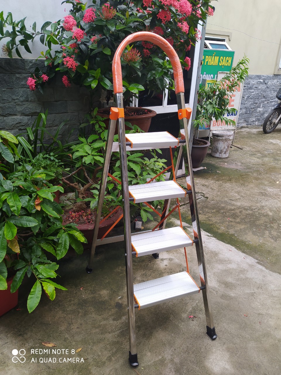 Thang bậc cam/ thang ghế thắp hương 4 bậc