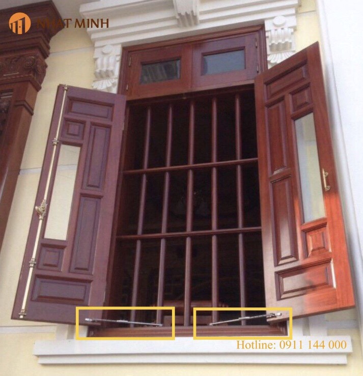 Hãm giữ cửa sổ chống sập dùng cho cửa gỗ
