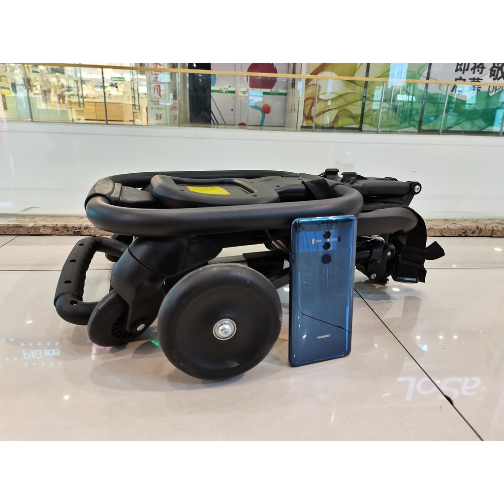 Xe đẩy em bé du lịch gấp gọn đảo chiều siêu nhẹ