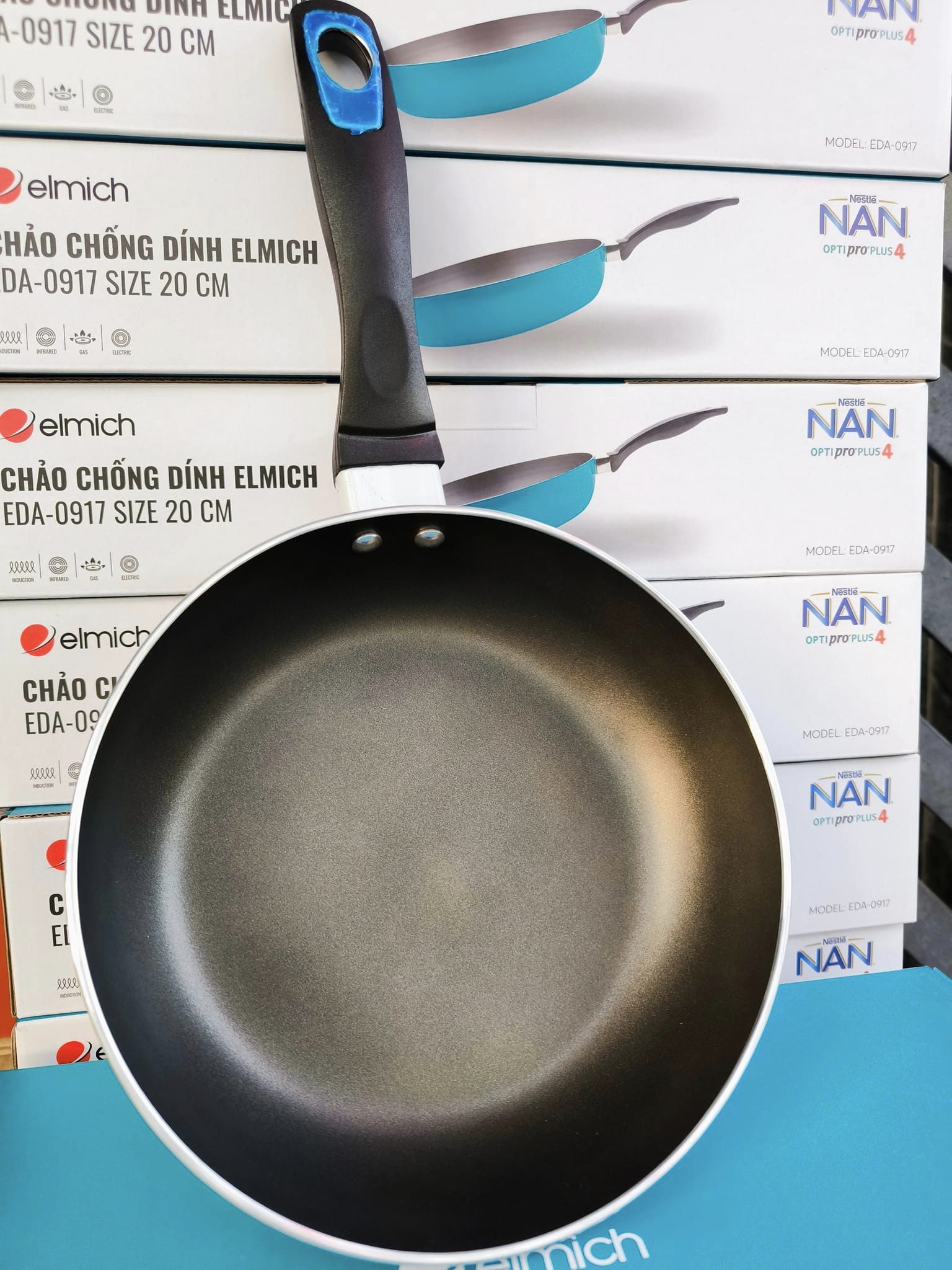 Chảo chống dính đáy từ Elmich cao cấp 20cm