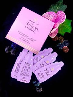 [HCM]5 túi Kem dưỡng nhụy hoa nghệ tây mini (5 túi 1.5ml) Saffron Cream Laura Sunshine Nhật Kim Anh 7.5ml thumbnail