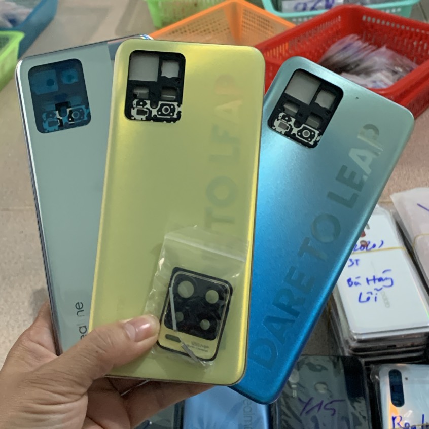 Bộ vỏ Realme 8 (4G )/ Realme 8 Pro zin (kèm kính camera,nút bấm)