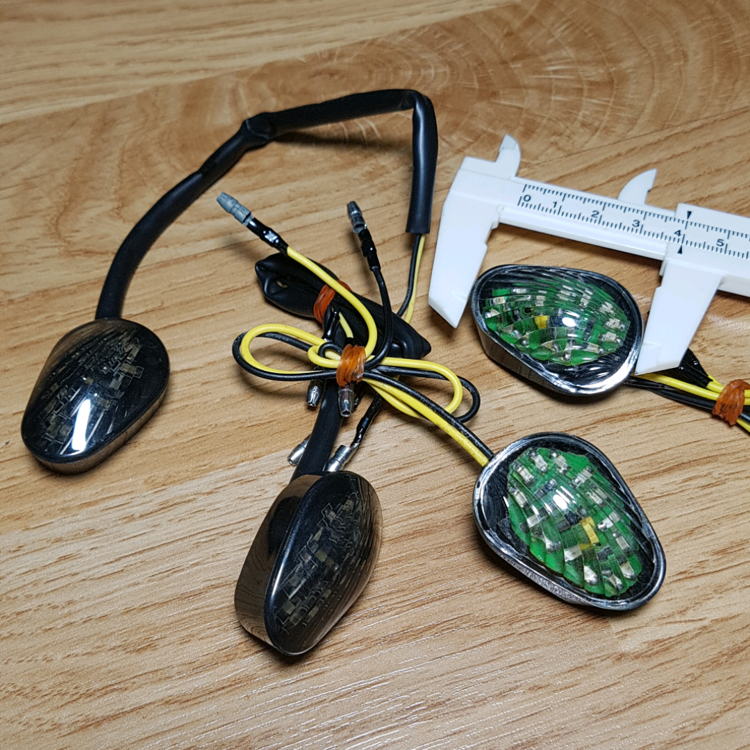 Đèn Xinhan Led ốp sườn xe