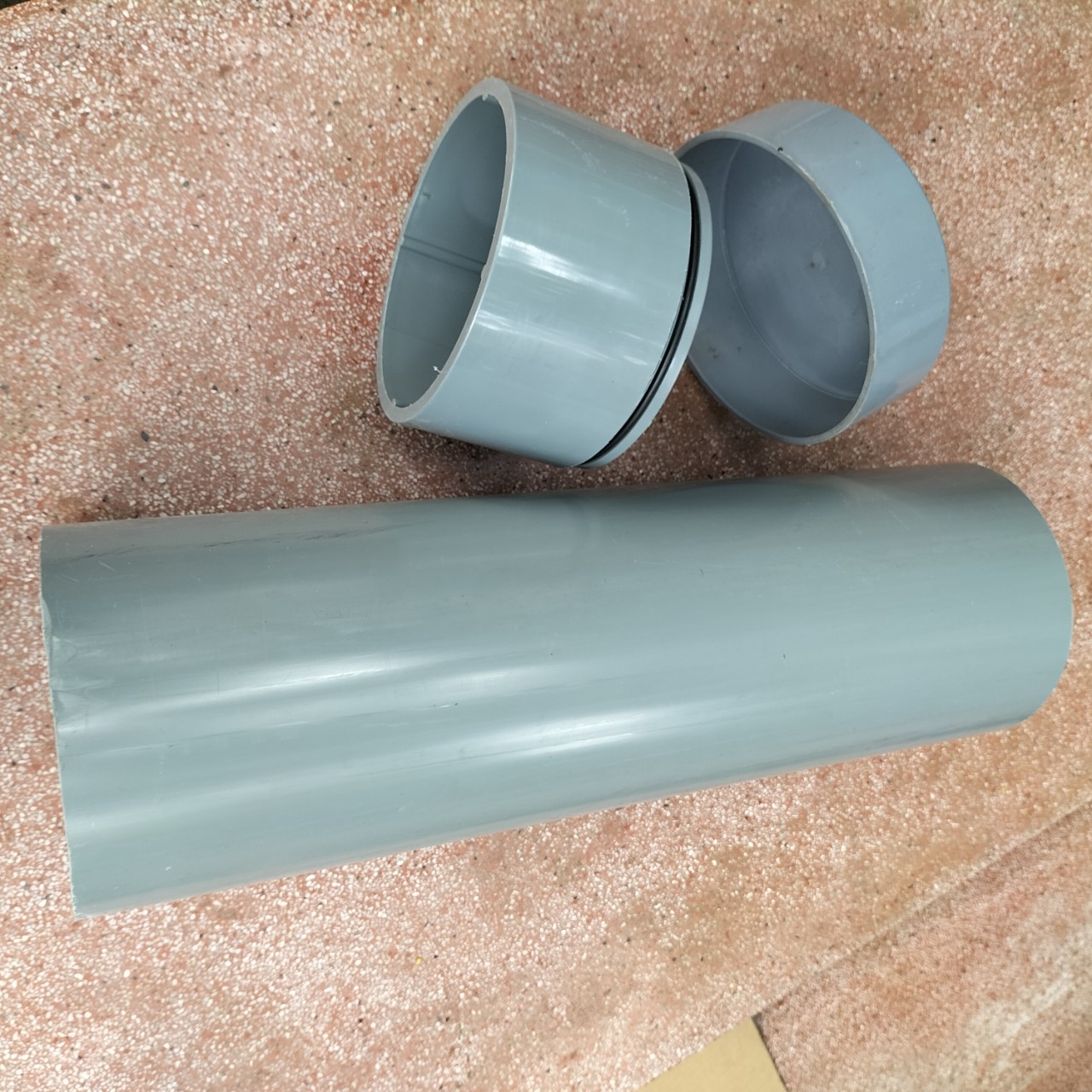 Com bo 1 bịt xả ,1 bịt trơn và 50 cm ống phi 160