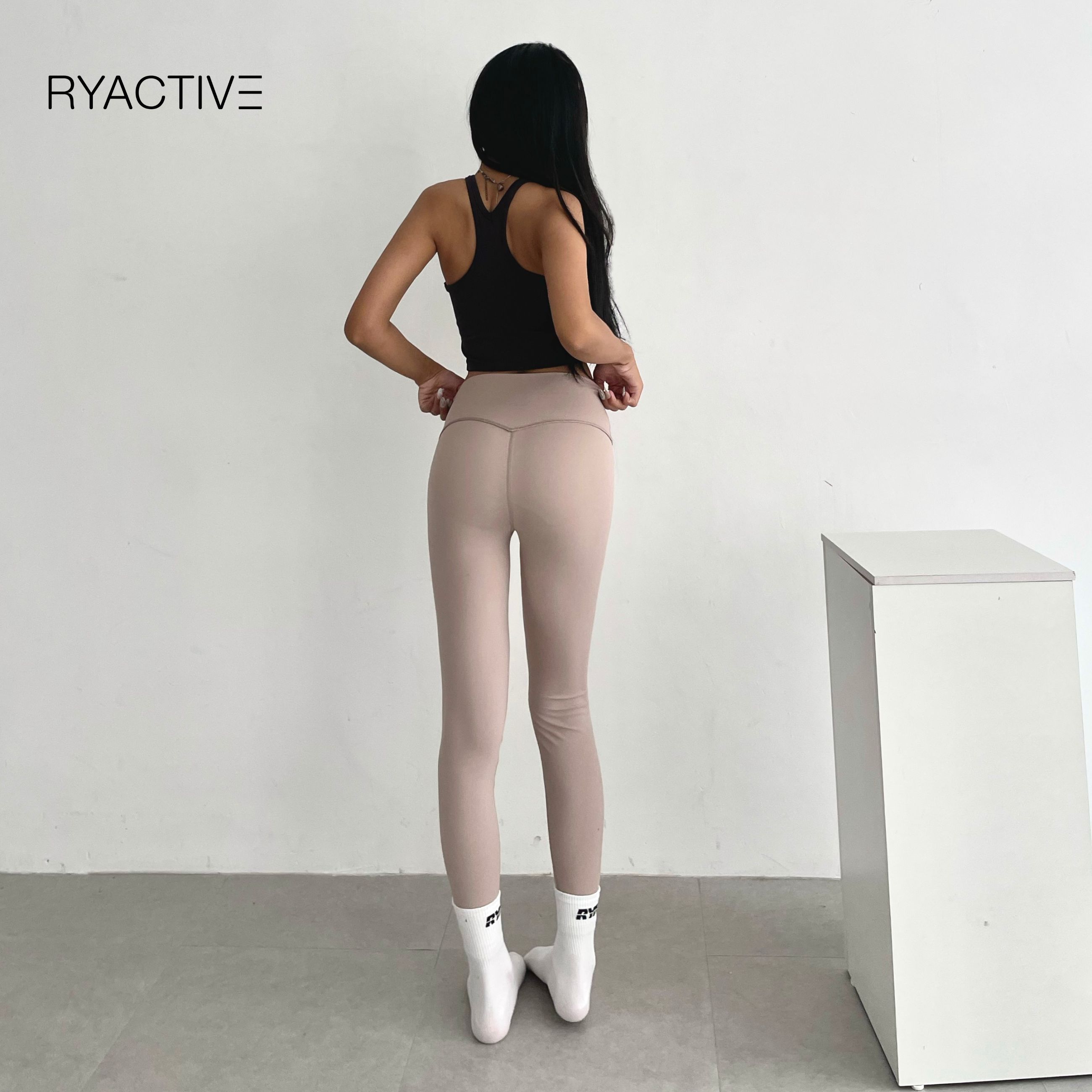 Quần legging thể thao dáng dài RYACTIVE - RYA Legging Light Pink