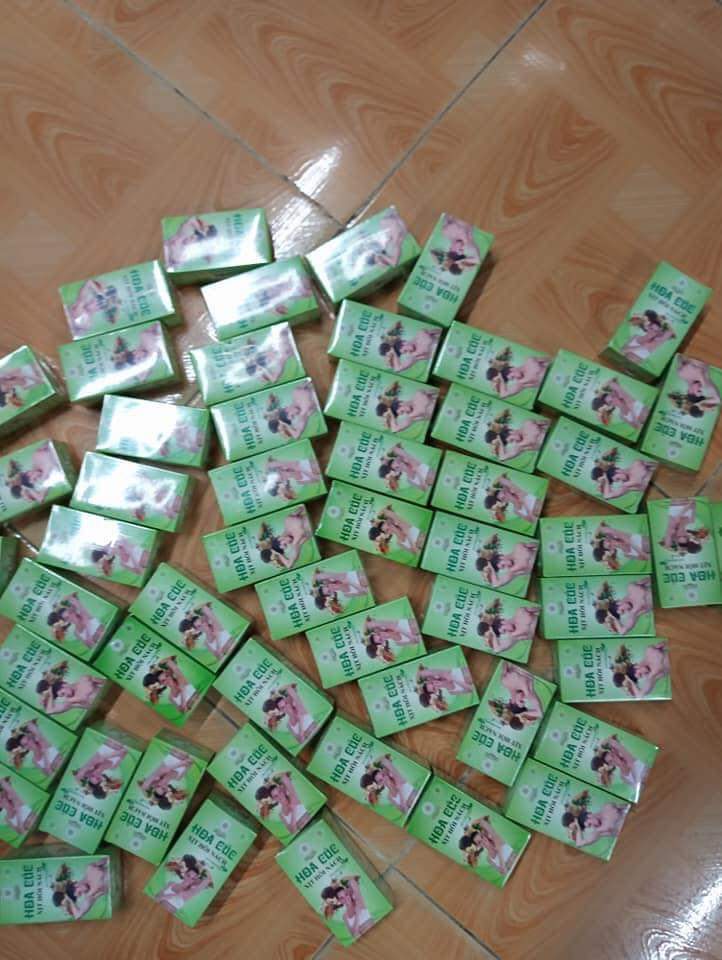 [HCM]Xịt Hôi Nách Hoa Cúc