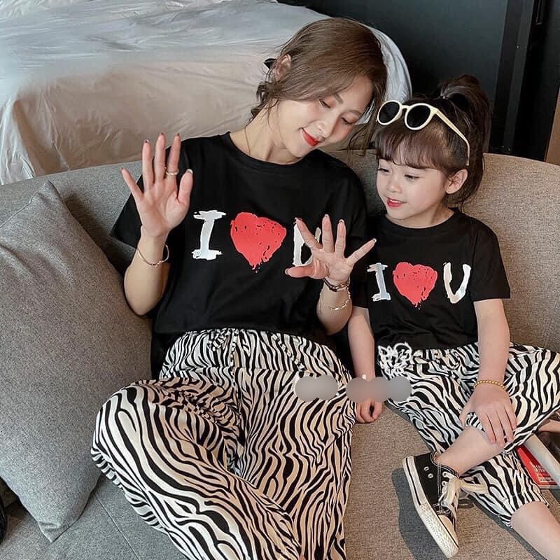Set mẹ con I ❤️ you