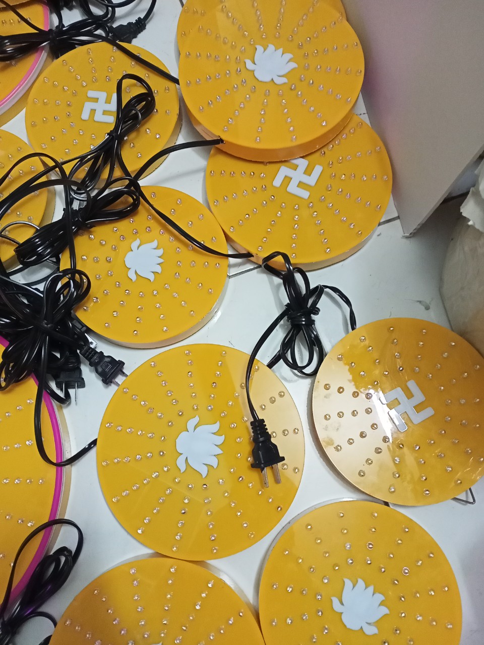 Đèn Thờ Hào Quang MICA Led ( Hình vạn - Hình sen ) Siêu Sáng