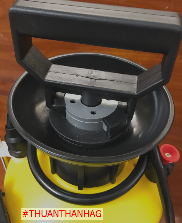 Bình xịt tưới cây 4 lít Dudaco, Xịt hoa 401