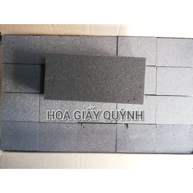 MÚT XỐP CẮM HOA KHÔ (màu xám)