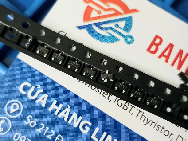 S8550 2ty transistor pnp 0.5a 25v sot-23