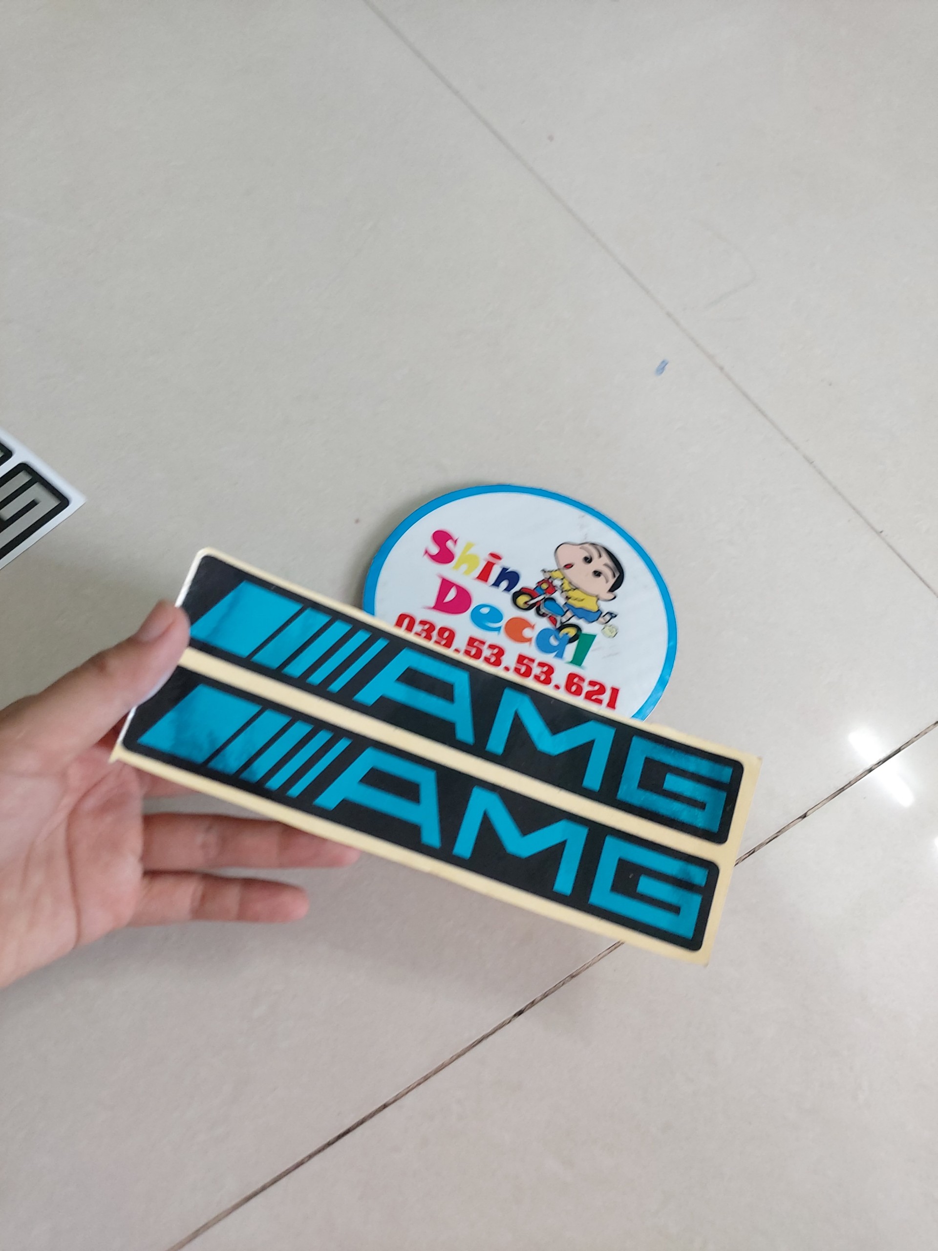 Tem dán phuộc gấp xi AMG
